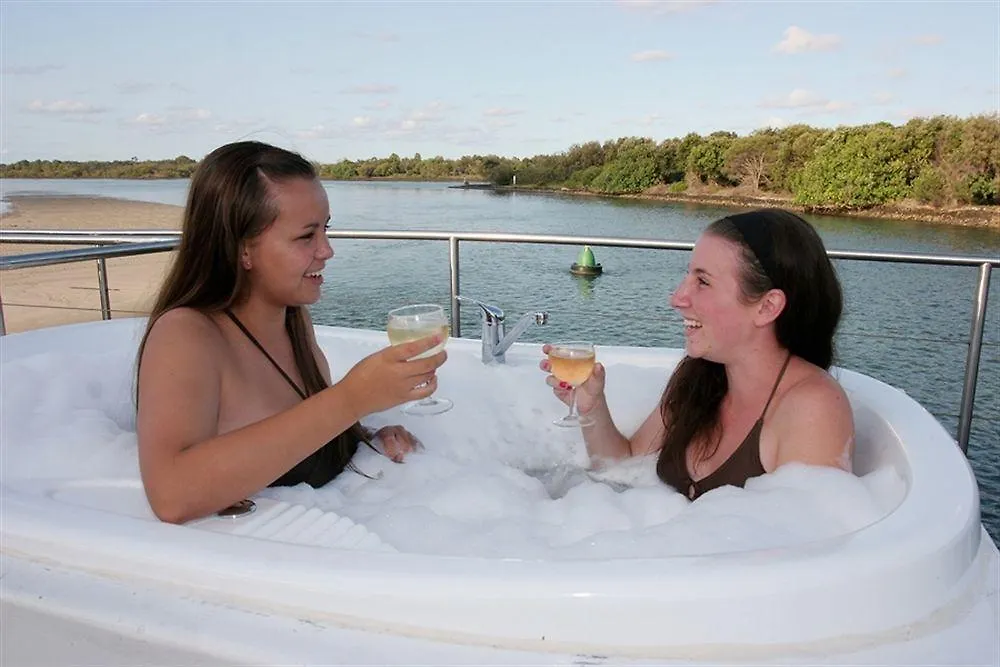 Hotel Boyds Bay Houseboat Holidays Tweed Heads