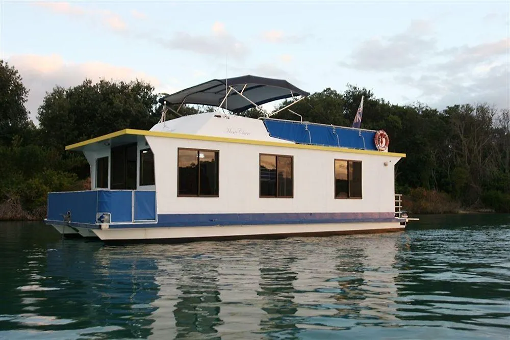 Boyds Bay Houseboat Holidays Tweed Heads 3*,