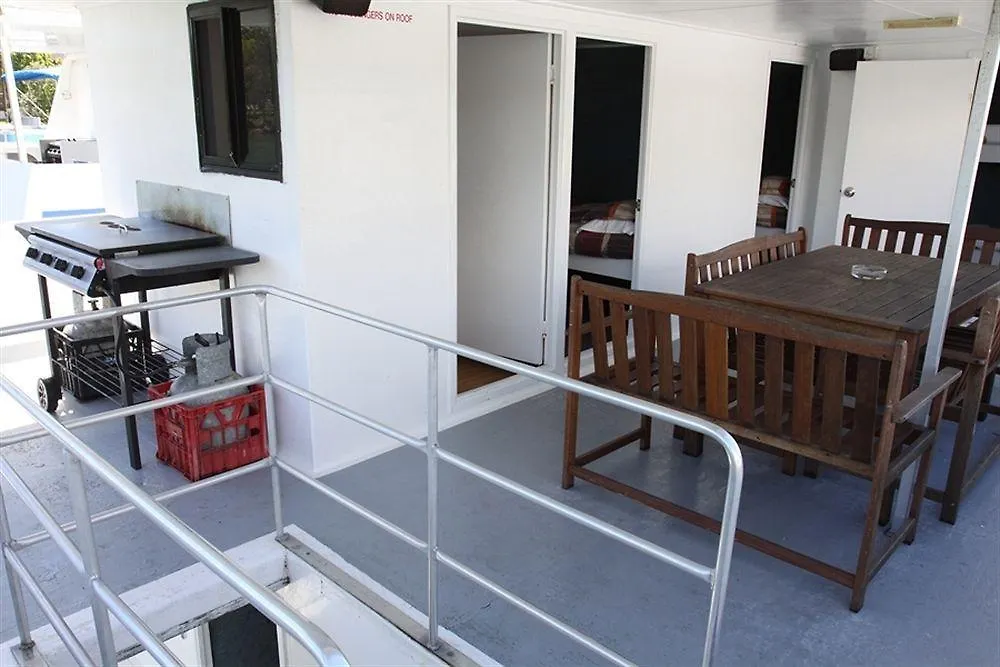 Boyds Bay Houseboat Holidays Tweed Heads Hotel
