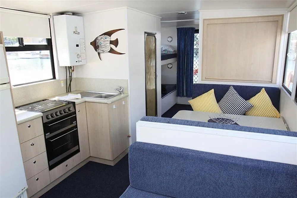Boyds Bay Houseboat Holidays Tweed Heads Hotel