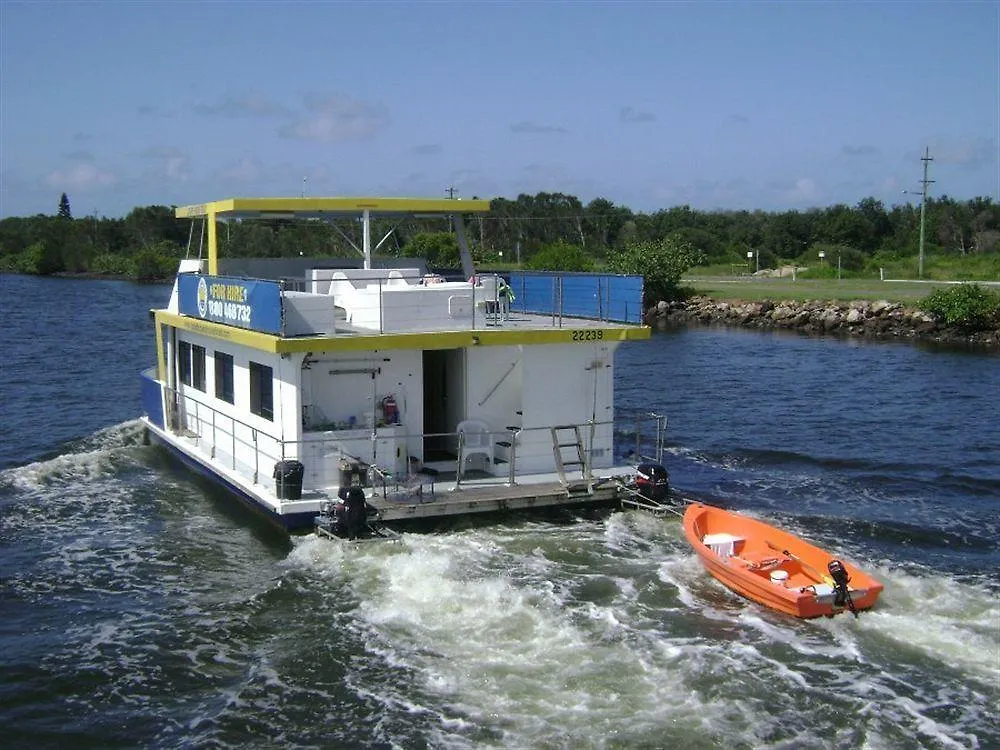 Boyds Bay Houseboat Holidays Tweed Heads
