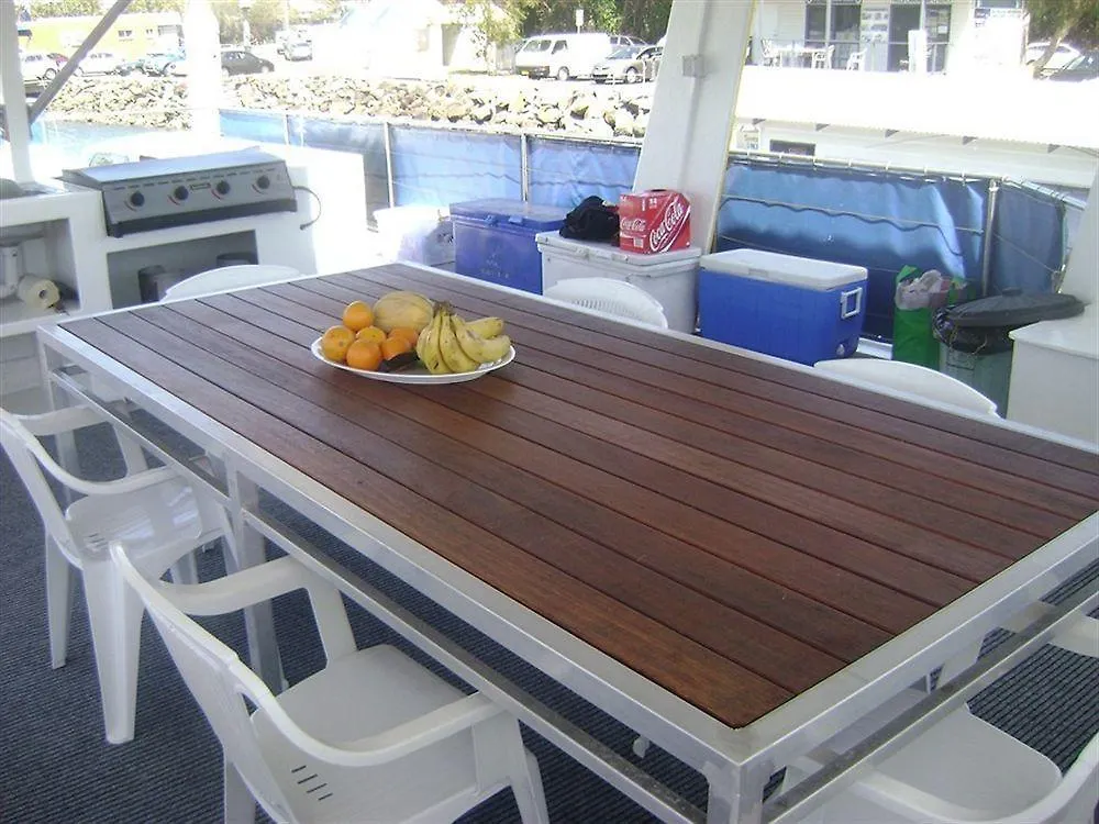 *** Hotel Boyds Bay Houseboat Holidays Tweed Heads Australia