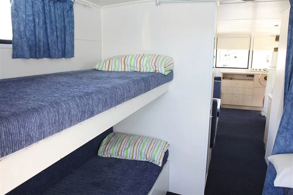 Hotel Boyds Bay Houseboat Holidays Tweed Heads