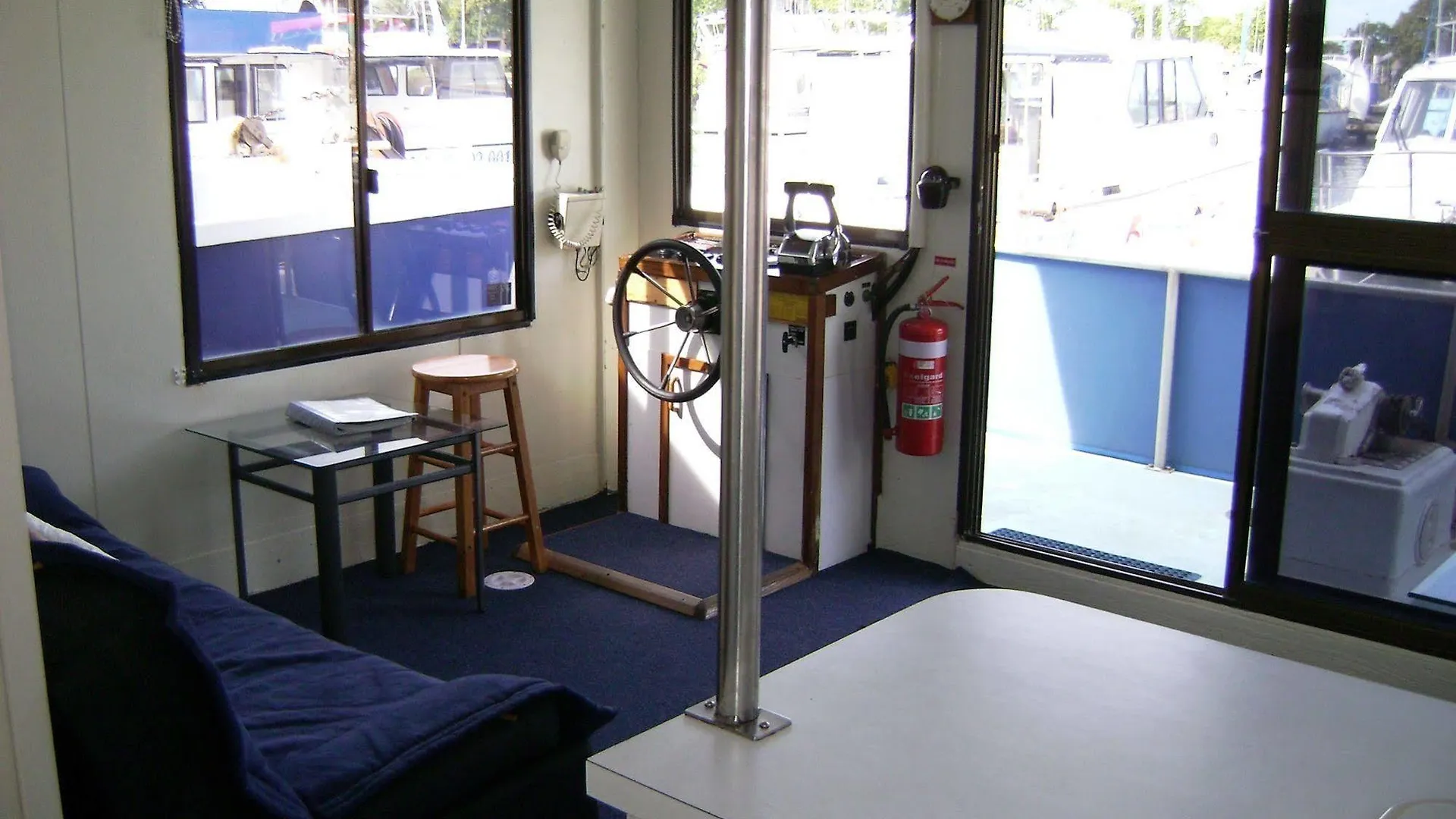 Boyds Bay Houseboat Holidays Tweed Heads
